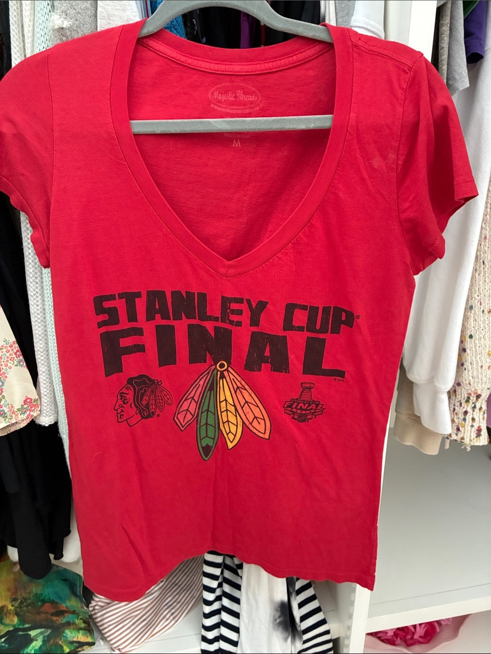Stanley Cup Final Red V-Neck Women's Tee sz M